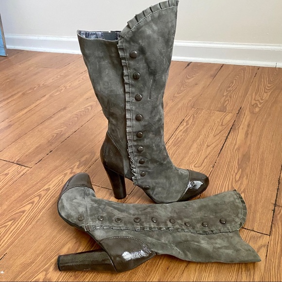 Ladies sexy suede button up zippered side boots - Picture 3 of 7